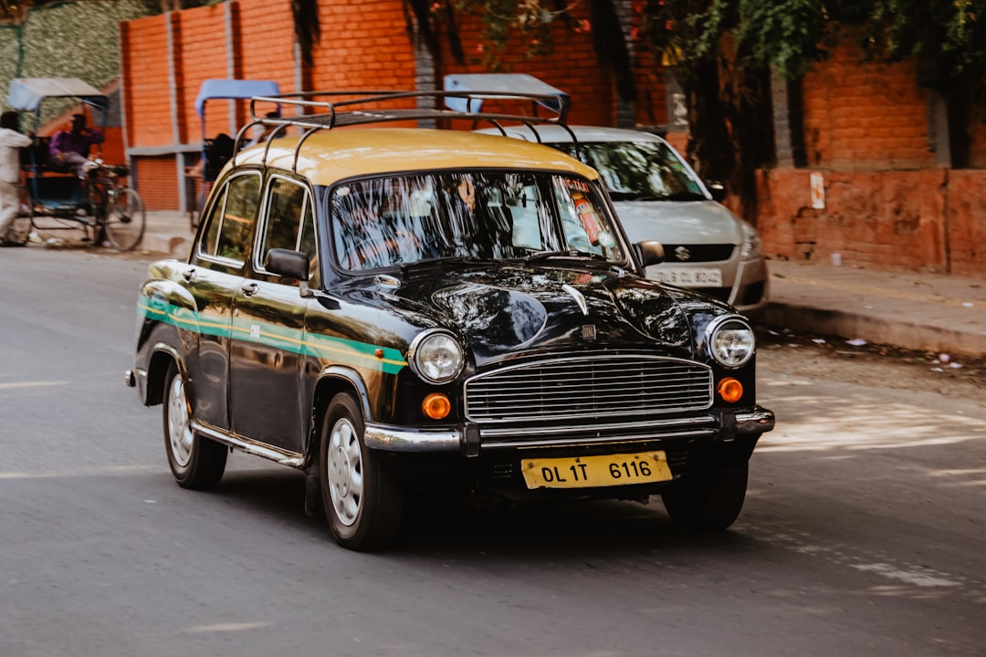 formation chauffeur taxi ambulance : développez les compétences indispensables pour transporter les patients en toute sécurité et respecter les réglementations sanitaires.