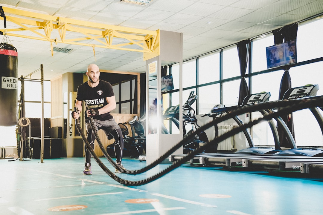 découvrez comment réussir votre reconversion professionnelle pour devenir physiothérapeute, avec des conseils pratiques et les étapes clés pour réussir ce changement de carrière.