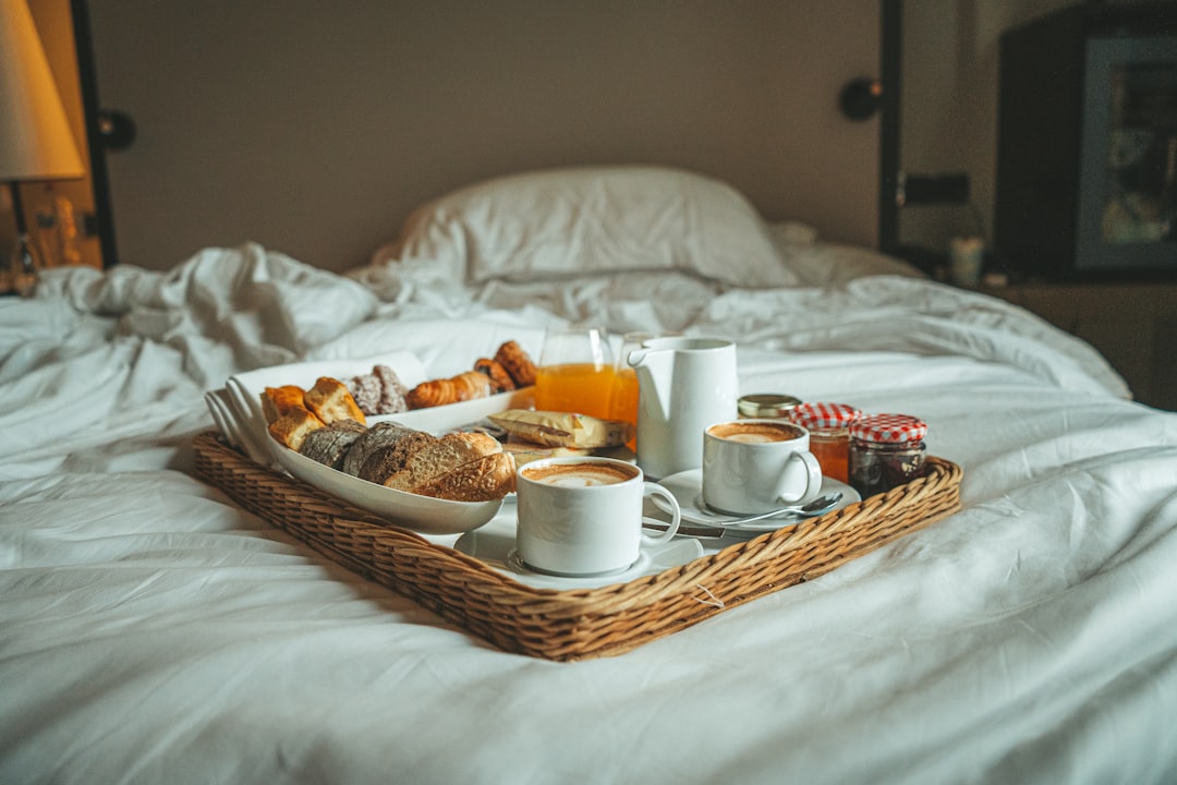 formez-vous au métier de bed and breakfast grâce à notre formation complète et pratique, idéale pour lancer votre activité d'accueil de voyageurs.