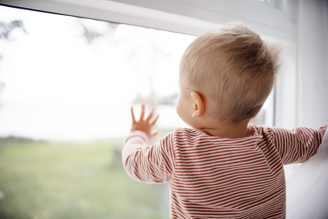 découvrez des solutions de garde d’enfants fiables et adaptées à vos besoins, des conseils pratiques pour parents, et des ressources pour assurer le bien-être de vos enfants au quotidien.