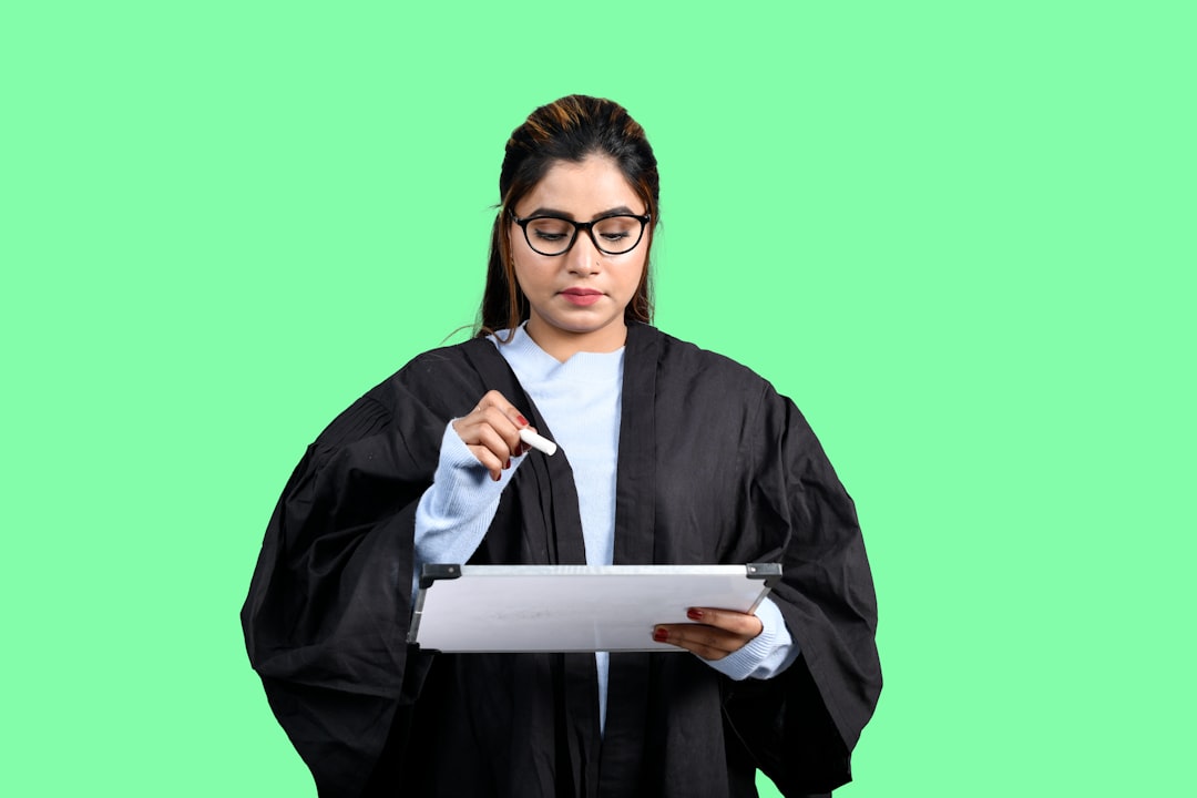 découvrez les opportunités et conseils pour réussir une carriÚre juridique, du droit pénal au droit des affaires, et développez vos compétences professionnelles.