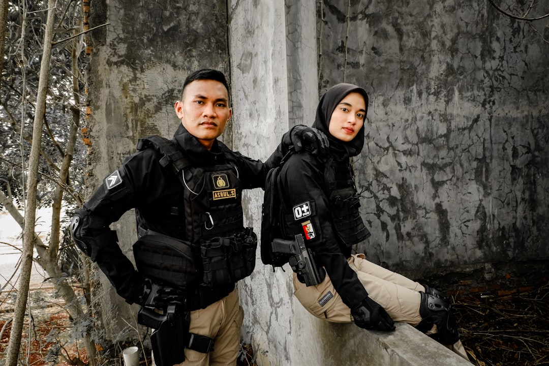 formation d'agent de sécurité professionnelle pour acquérir les compétences essentielles en prévention, surveillance et intervention, afin de garantir la sécurité des personnes et des biens.