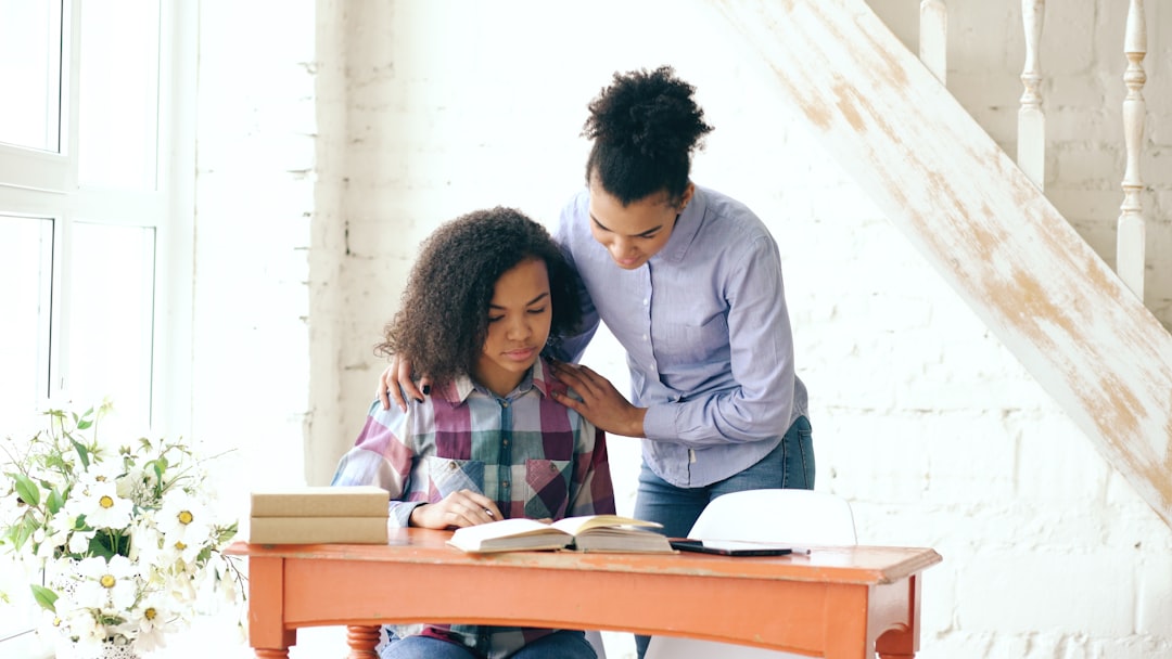 découvrez tous nos services de support pour étudiants : accompagnement personnalisé, assistance administrative et ressources pour réussir vos études en toute sérénité.